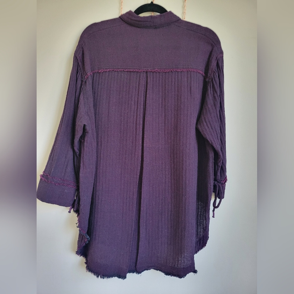 We The Free, Free People Intentionally Distressed Button Down Size Med. - Picture 6 of 8